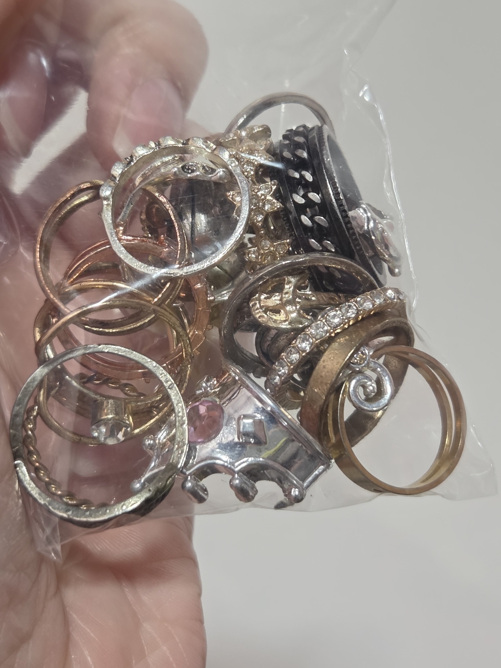 Costume Jewelry Mixed Metal Women's Ring Set in Gold, Silver, Rose Gold, 25 Pce